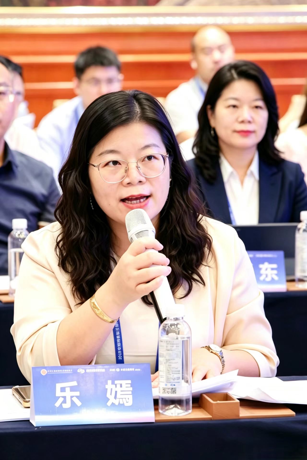 乐氏集团乐嫣女士